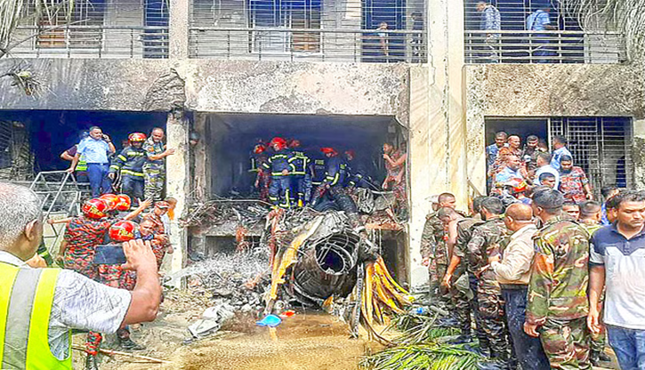 জরুরি চিকিৎসাসেবা দিতে ঢাকায় ভারতীয় বিশেষজ্ঞ চিকিৎসক দল জরুরি চিকিৎসাসেবা দিতে ঢাকায় ভারতীয় বিশেষজ্ঞ চিকিৎসক দল