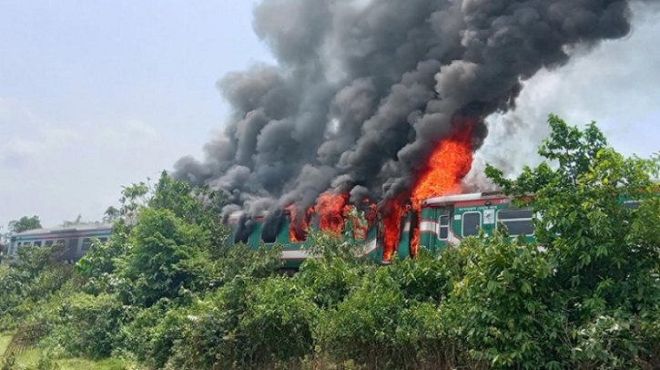 পারাবত এক্সপ্রেসে আগুন : ৭ দিনের মধ্যে তদন্তের নির্দেশ